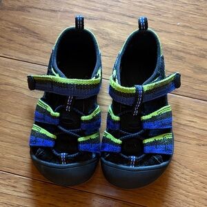 Keen Newport H2 Kids Black and Blue Sandals